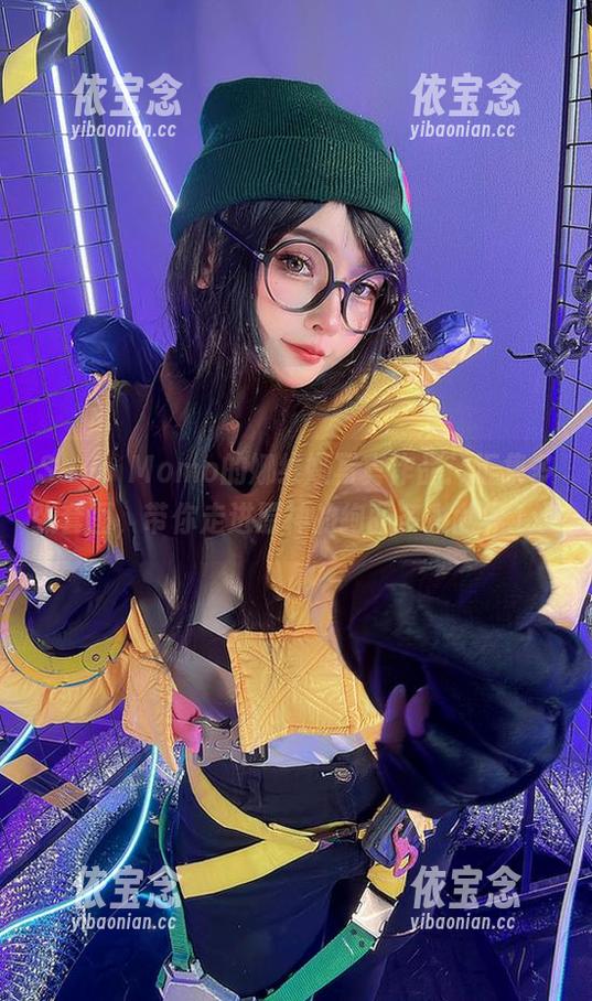 Sayo Momo的娜维娅写真作品：汇集多张套图，带你走进原神的绚丽多彩世界.txt